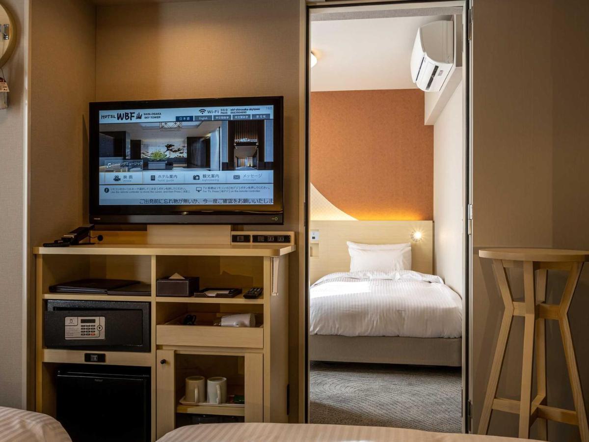 Hotel Wbf Shin-Osaka Skytower Екстер'єр фото